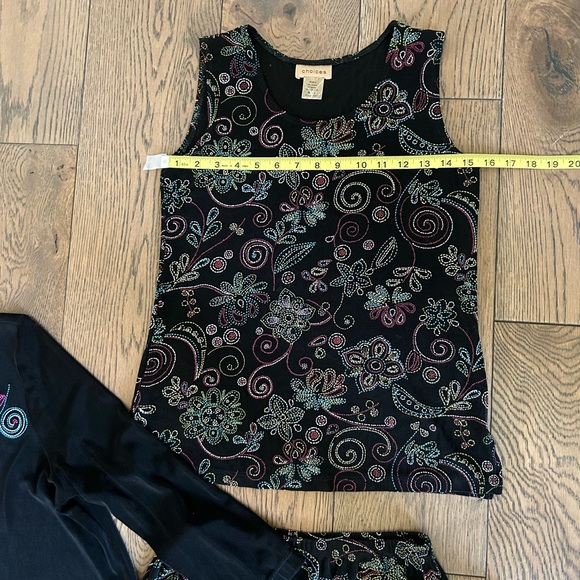 CHOICES 3 Piece Set- Black Floral Skirt with Sleeveless @ Long Sleeve Tops Sz S - Picture 10 of 13